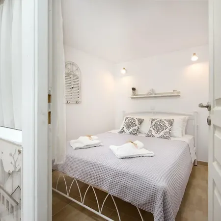 アパート La Vecchia Bottega Del Nonno - Corfu